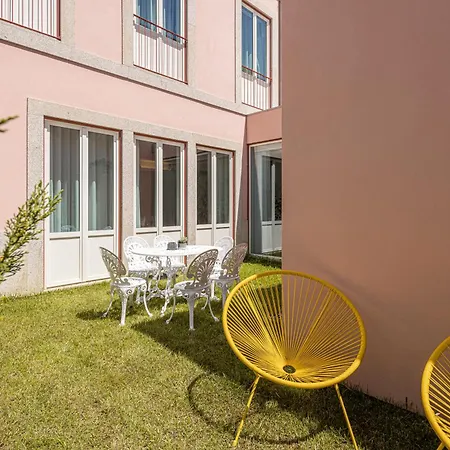 The Downtown Charming Apartment *