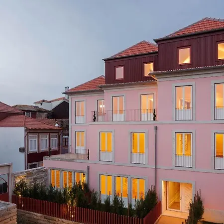 The Downtown Charming Apartman *